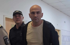 Пловдивският фотограф Димитър Дардов влиза в затвора за блудство