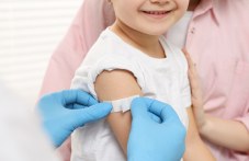 Все повече деца стигат до болница заради грип, осигуряват безплатни ваксини