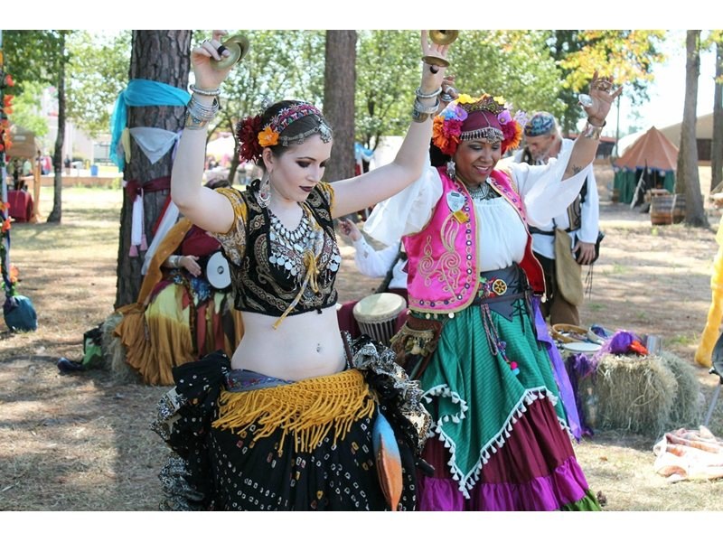 8 април - Международен ден на ромите