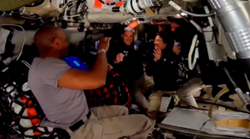 Artemis 2 завърши прелитане покрай Луната и започва завръщането си