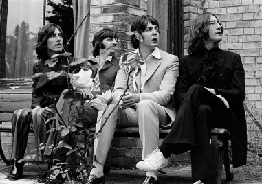 На този ден: Обявявено е официално разпадането на “Бийтълс“