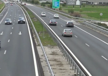 Трафикът преди празниците: Спират ремонтите, министър Найденов с призив от Пловдив ВИДЕО