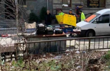 Мъже блокираха достъпа до Бачковския манастир на Разпети петък