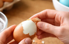 Трикове, с които ще белите яйцата за секунди