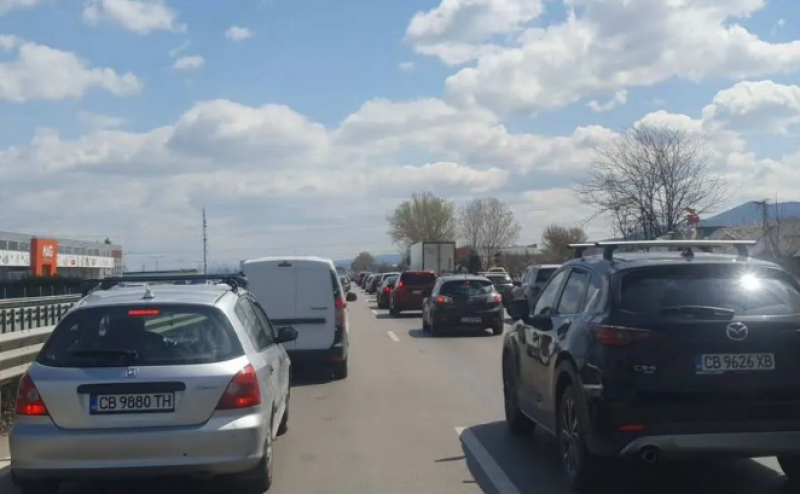 Нова катастрофа на АМ “Тракия“, стана задръстване