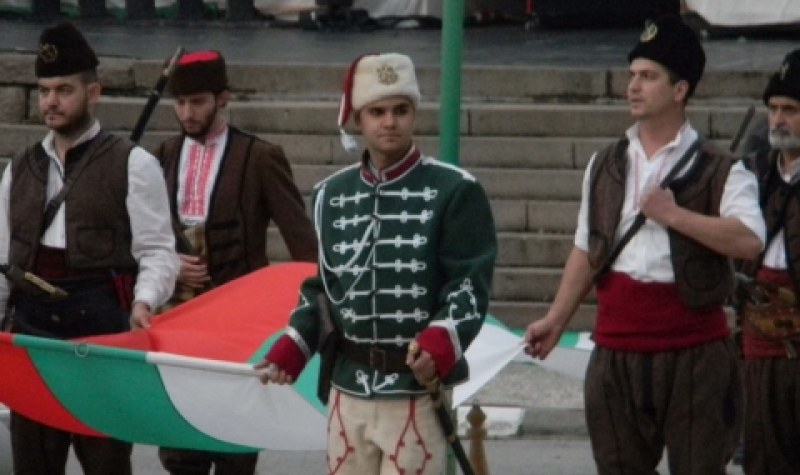 Перущица ще кипи от събития в почит на 150 години от Априлското въстание