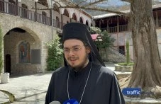 Йеромонах Евтимий: Нека никога не угасва в нас пасхалната светлина и надеждата във възкресението ВИДЕО