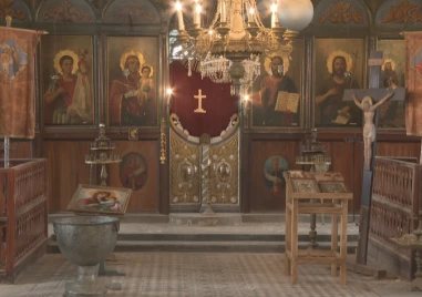 За Великден: Жителите на пловдивско село успяха да възстановят храма си