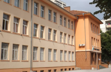 Две фирми искат да строят нов корпус и салон в пловдивско училище