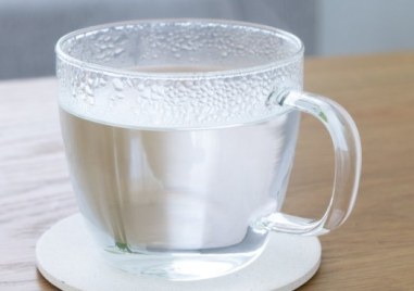 Чаша топла вода има уникални ползи за здравето