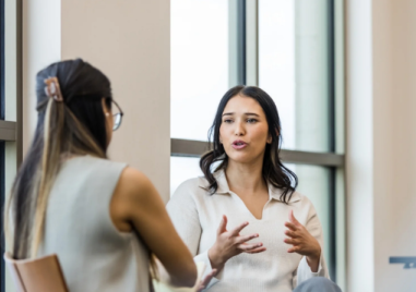 Тактики, които ще ви направят не само убедителен, но и опасен събеседник