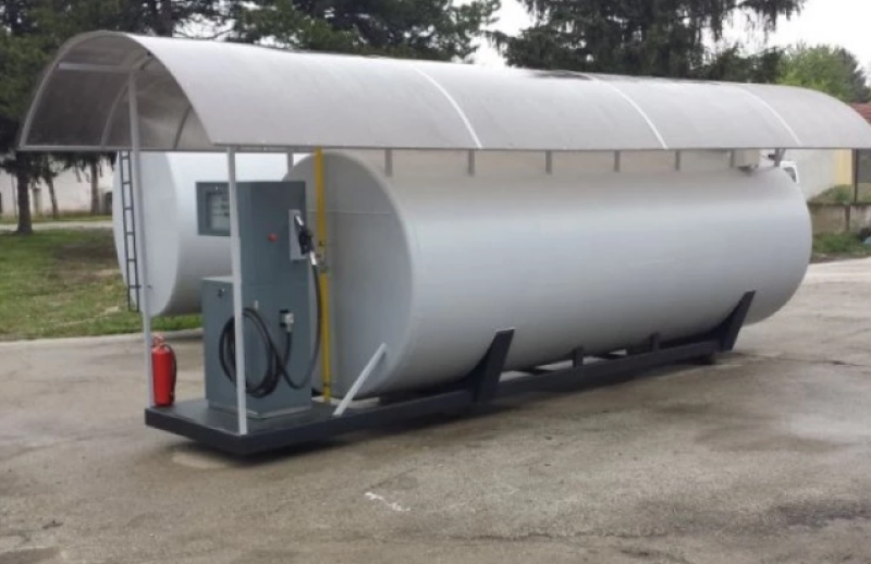 Инспектори погнаха селска бензиностанция в Асеновградско, блокираха над 13 хил. литра гориво