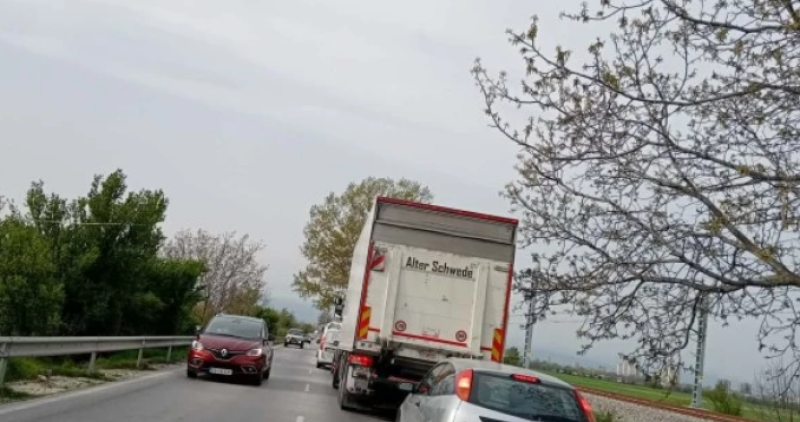 Катастрофа на един от входовете на Пловдив причини голямо задръстване