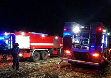 58 пожара потушени за денонощие у нас, мъж загина заради цигара