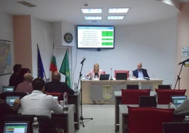 Десет абитуриенти ще получат финансова помощ от Община Марица