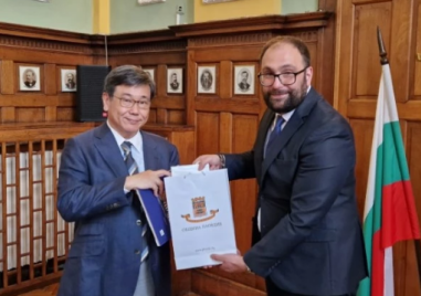 Посланикът на Япония на първа официална визита в Пловдив