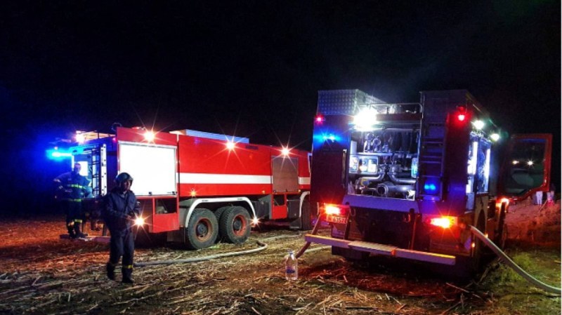 58 пожара потушени за денонощие у нас, мъж загина заради цигара