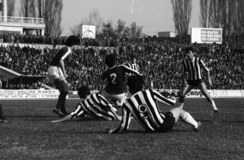 Откриват специална изложба по случай 100-годишнината на Локо Пловдив