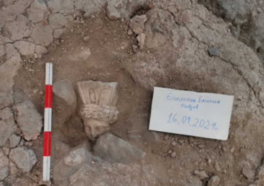 Край на оправданията: “Старинен Пловдив“ може да чисти мозайките в Епископската базилика