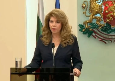 Президентът Йотова: Изборите в неделя са много важни, ще предопределят пътя на България