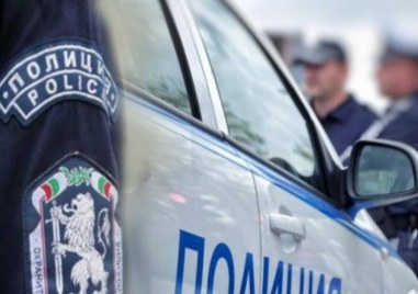 Полицаи от Стамболийски разтърваваха шофьори на магистралата