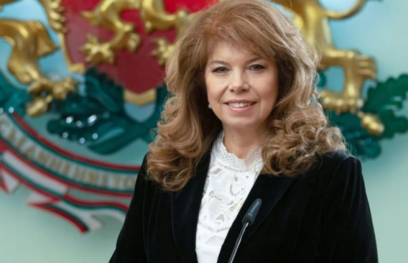 Кога президентът Йотова ще свиква Народното събрание