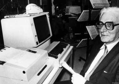На този ден: Показват първия персонален компютър
