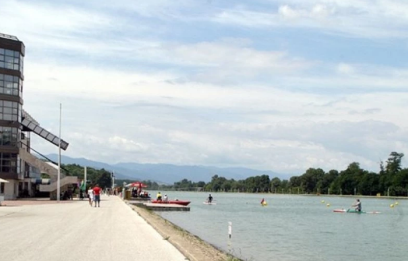 Крос с благотворителна кауза очаква пловдивчани на Гребната база