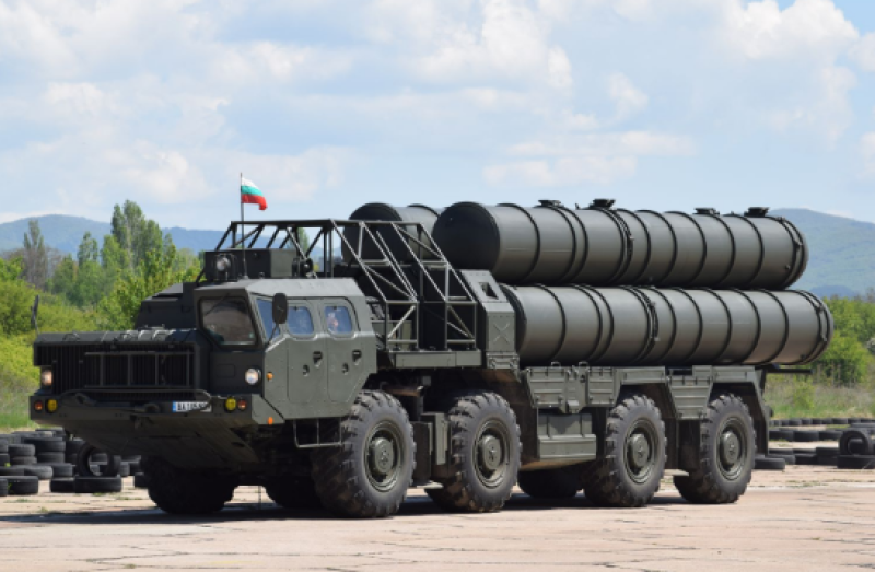 Военна техника ще премине днес в Карловско