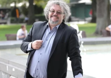 Манол Пейков отпада от парламента