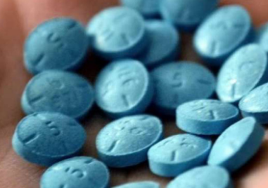 Пловдивската полиция разби сделка за 2,6 килограма амфетамин