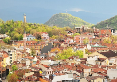 Понеделник в Пловдив - слънчев, но по-хладен