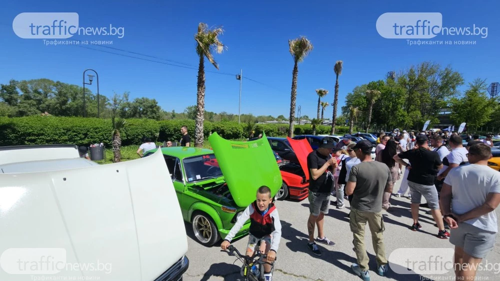 Стотици фенове на БМВ Клуб България откриха сезона на Гребната, събитието мина с благотворителна цел за Цвети