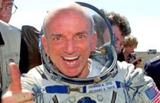 25 години от пътуването на първия космически турист