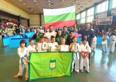 Девет медала и четирима шампиони за СКК „Феникс“ от държавното първенство в Ловеч