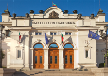 Президентът Йотова свиква новото НС тази седмица