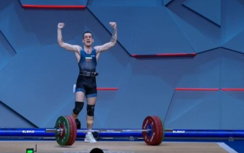 България на второ място по медали на Европейското по щанги