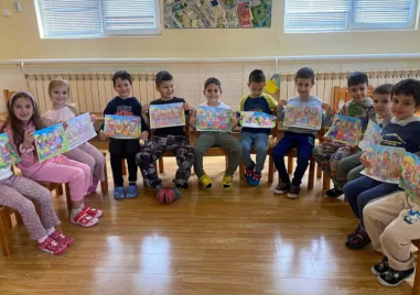 Детската градина в Бенковски с компрометирана конструкция, пукнатини и влага чака финансиране от държавата