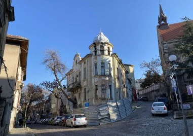 Лъч надежда за „Къщата с кулата“ – общината с шанс да спаси емблематична сграда
