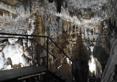 Пещерата „Добростански бисер“ край Асеновград очаква посетители