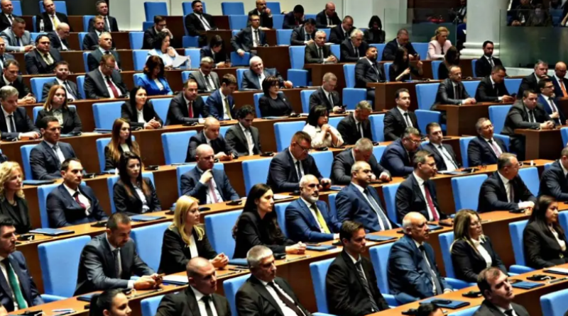 Депутатите избраха шестима заместник-председатели на парламента