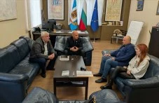 Няма да затварят автогарите, кметът и собствениците постигнаха споразумение