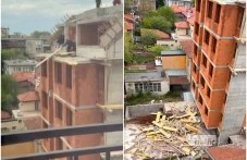 Талпи хвърчат от 6-тия етаж на строеж в Пловдив, работници играят “руска рулетка“ с живота си