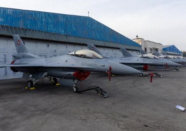 Пилоти и инженери на F-16 разказаха за обучението и модернизацията в „Граф Игнатиево“