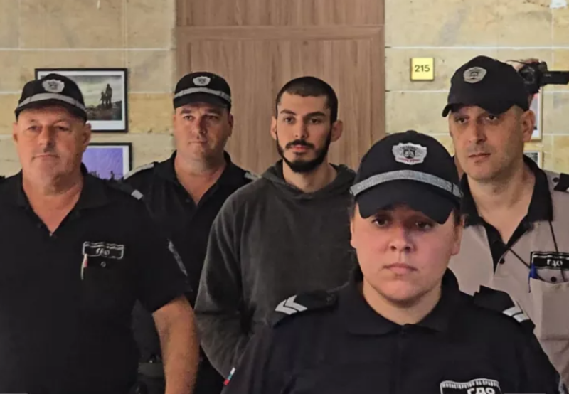 Нови обвинения срещу Ивелин, задържан за убийството на жената на полицай в Първомай