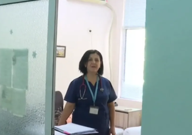 Лекар в болницата в Карлово: Работя тук от около 40 години, от 4 съм пенсионер