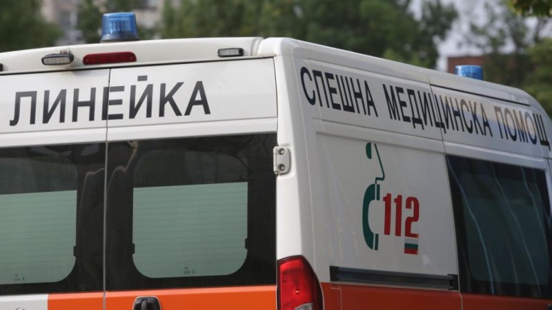Млад мъж е в критично състояние след катастрофа, предизвикана от пиян млад шофьор