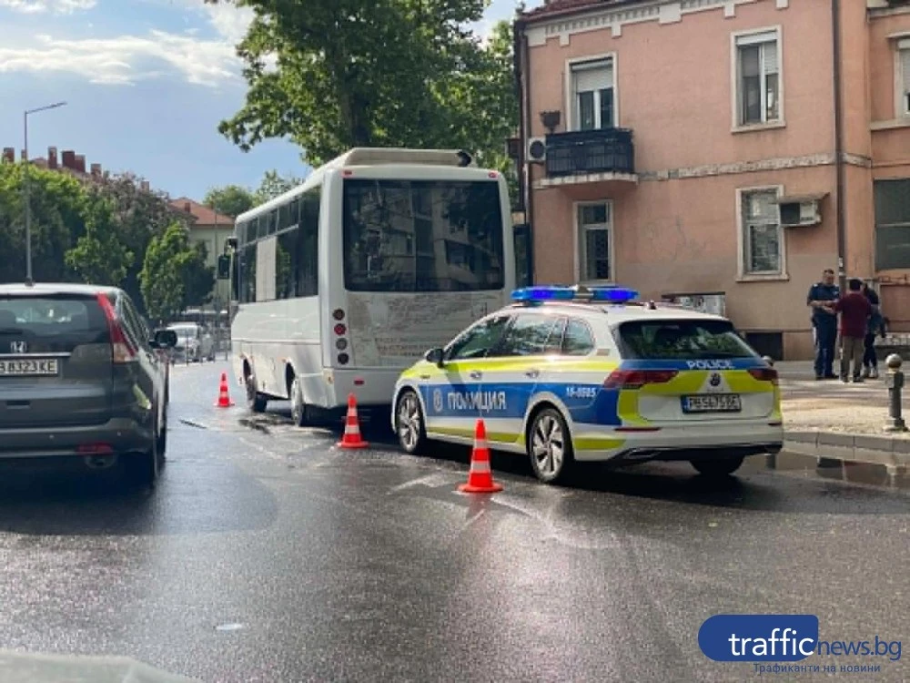 Инцидент с автобус на кръговото на бул. „Васил Априлов“ в Пловдив