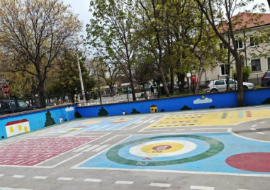Експерти учат децата в Бенковски на безопасност на движението