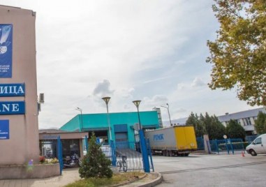 Над 32 000 „маркови“ текстилни изделия задържаха пловдивски митничари